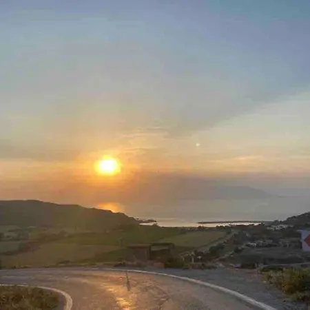 Eski Bademlide Tarihi Tas Ev Tatil Evi